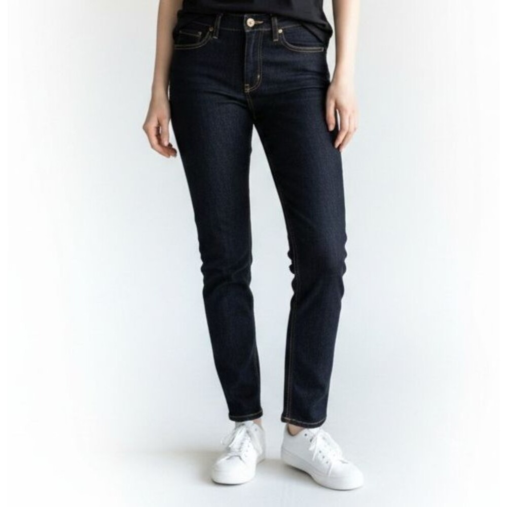 Patagonia Straight Slim Jeans Regular Size 24 Style 55100 Dark Wash Stretch